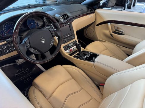 Used 2014 Maserati GranTurismo Convertible image 76