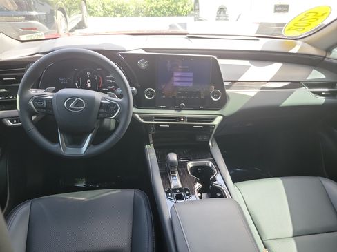 Used 2025 Lexus RX 350 FWD w/ Technology Package image 15