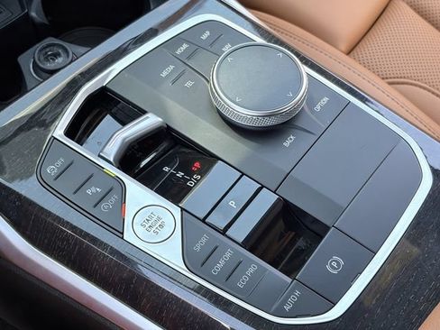 Used 2023 BMW 330i Sedan w/ Driving Assistance Package RWD image 31