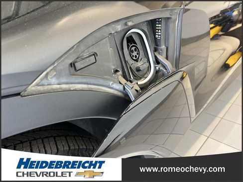 Used 2024 Chevrolet Blazer EV LT AWD/4WD image 36