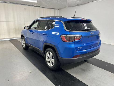 Used 2021 Jeep Compass Latitude w/ Sun and Sound Group AWD/4WD image 7