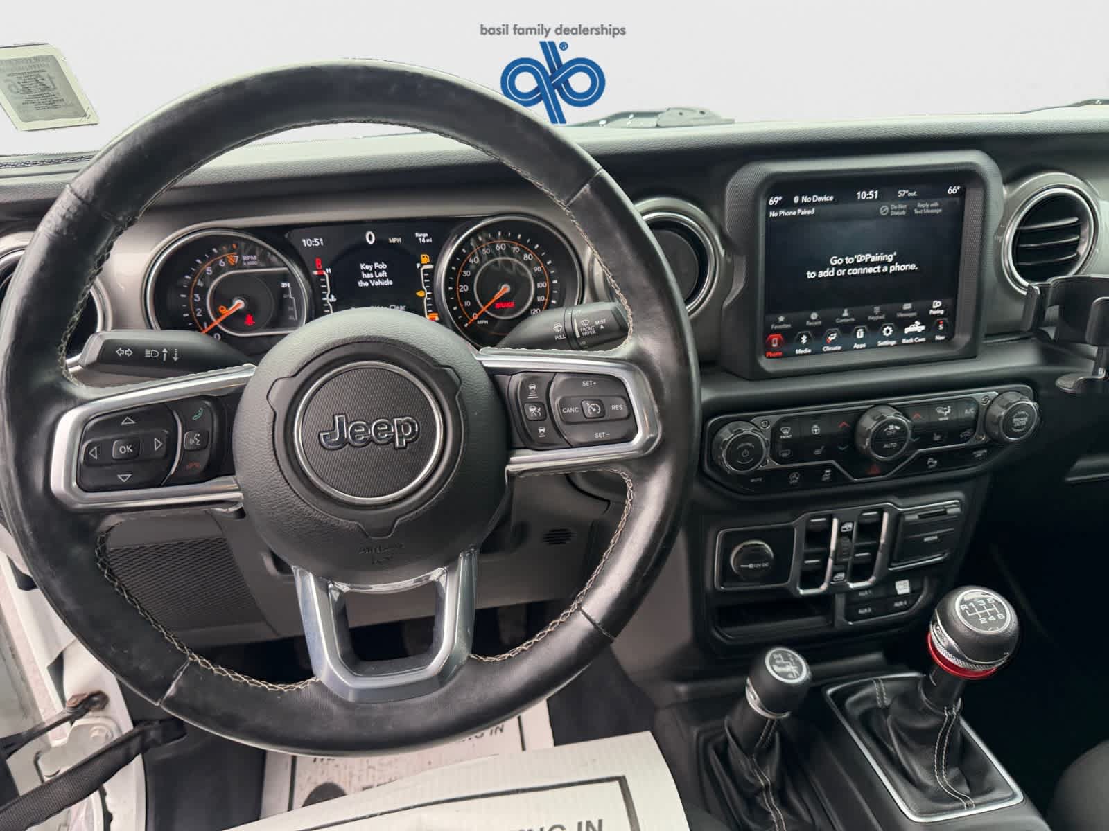 Used 2020 Jeep Gladiator Overland AWD/4WD image 14