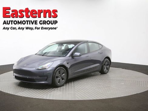 Used 2023 Tesla Model 3 Standard Range image 53