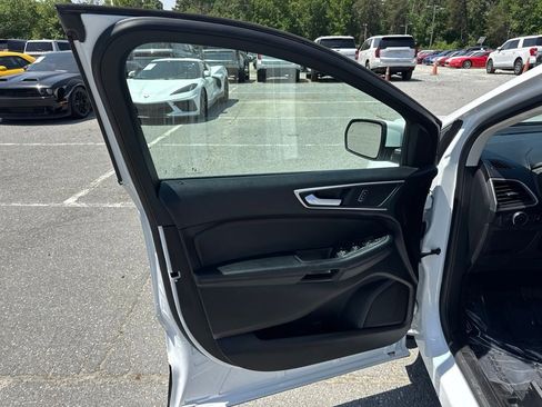 Used 2024 Ford Edge SEL w/ Convenience Package AWD/4WD image 24