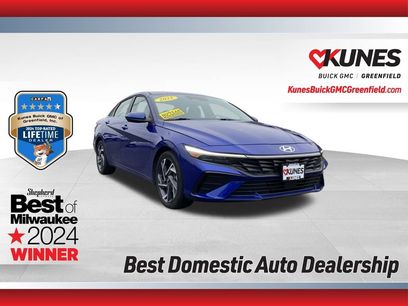 Used 2025 Hyundai Elantra SEL