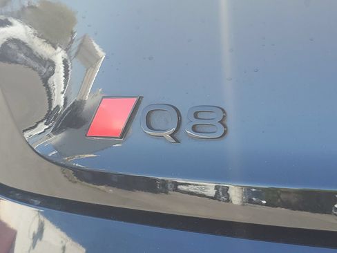 Used 2024 Audi Q8 e-tron Premium AWD/4WD image 7