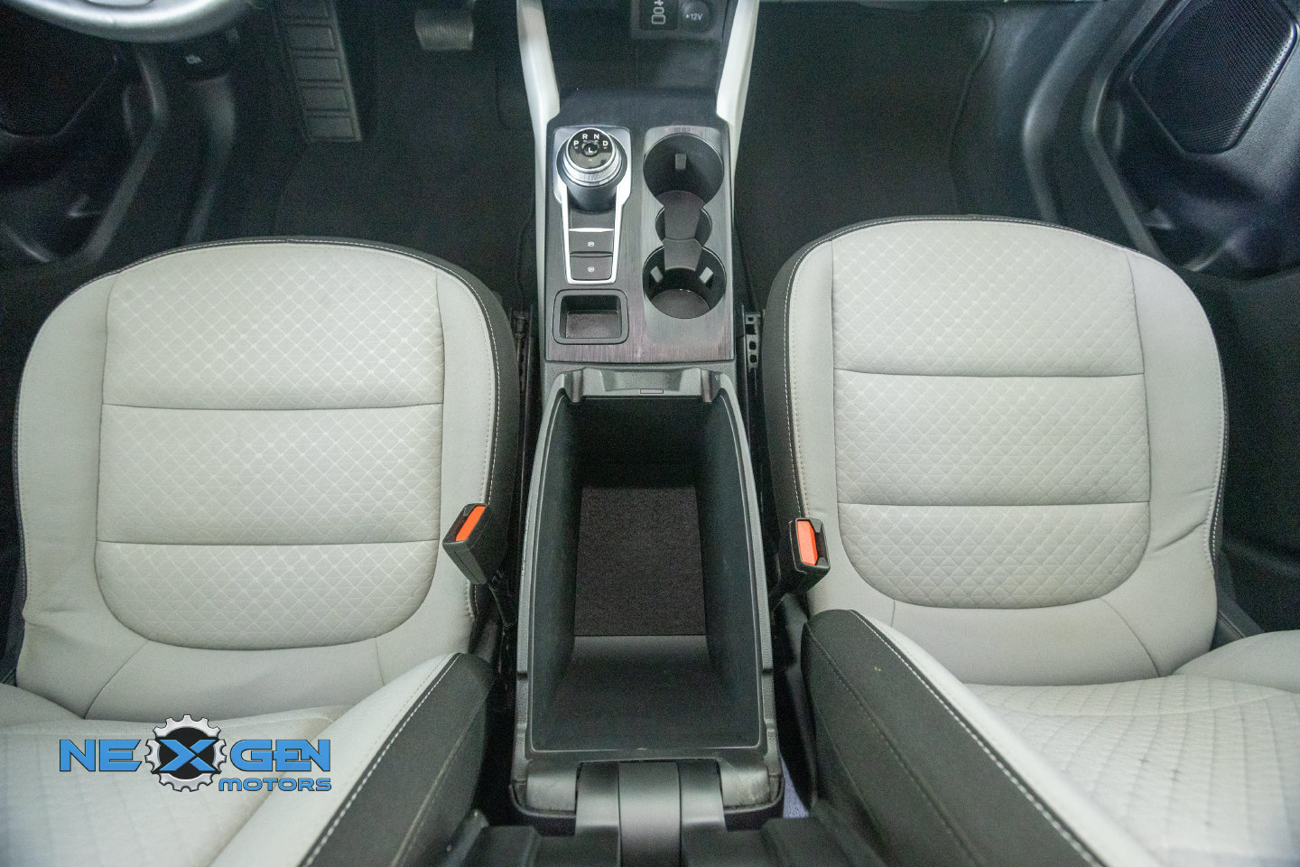 Used 2024 Ford Escape Active w/ Tech Pack #1 FWD image 4