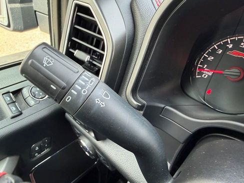 Used 2020 Ford F150 Lariat w/ Equipment Group 502A Luxury image 24