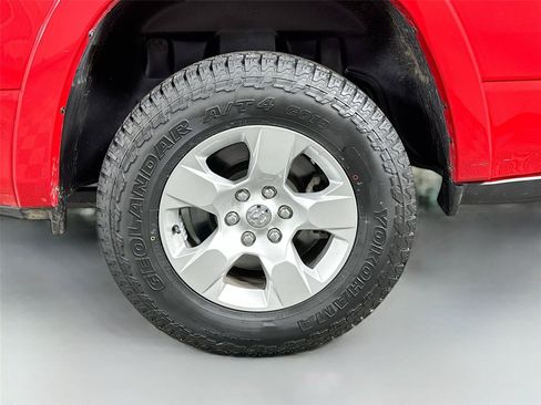 Used 2025 RAM 1500 Big Horn AWD/4WD image 30