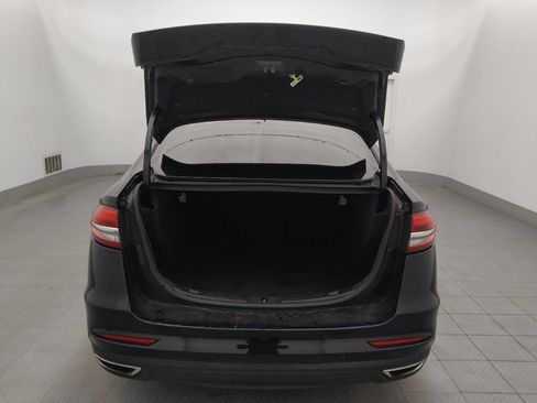 Used 2020 Ford Fusion Titanium AWD/4WD image 29