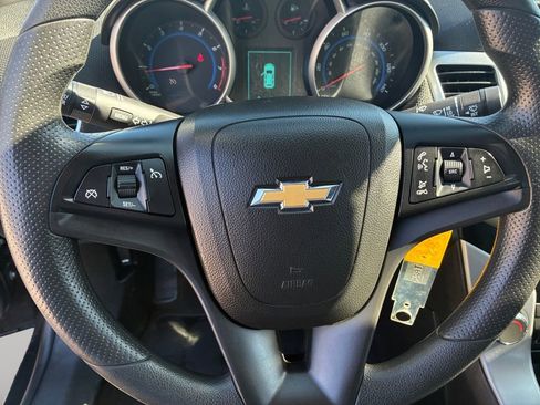 Used 2016 Chevrolet Cruze LT FWD image 32