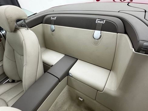 Used 2007 Mercedes-Benz SL 550 image 19