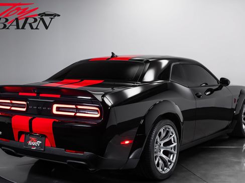 Used 2022 Dodge Challenger SRT Hellcat RWD image 5
