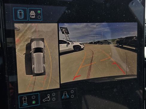 New 2026 GMC Yukon AT4 image 11