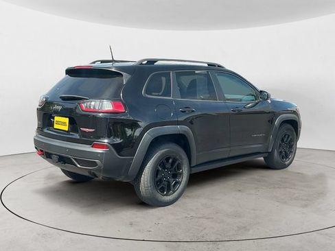 Used 2019 Jeep Cherokee Trailhawk AWD/4WD image 5