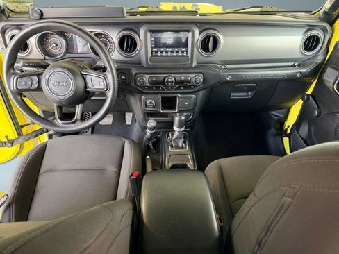 Used 2023 Jeep Wrangler Sport AWD/4WD image 16
