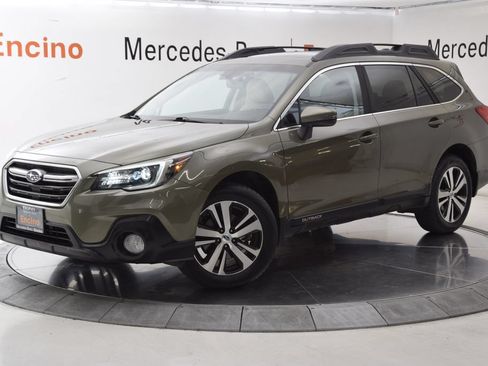 Used 2018 Subaru Outback 2.5i Limited AWD/4WD image 2