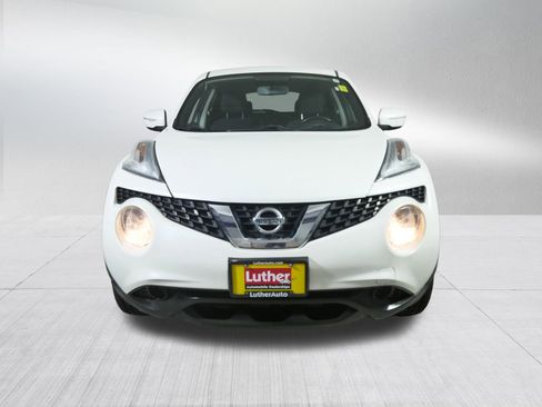Used 2015 Nissan Juke S image 2