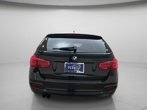 Used 2017 BMW 330i xDrive Wagon AWD/4WD image 6