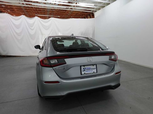 Used 2025 Honda Civic Sport image 7