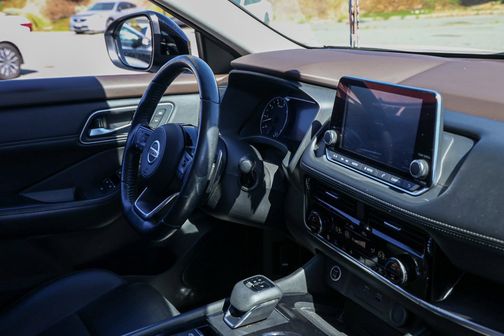 Used 2021 Nissan Rogue SL FWD image 21