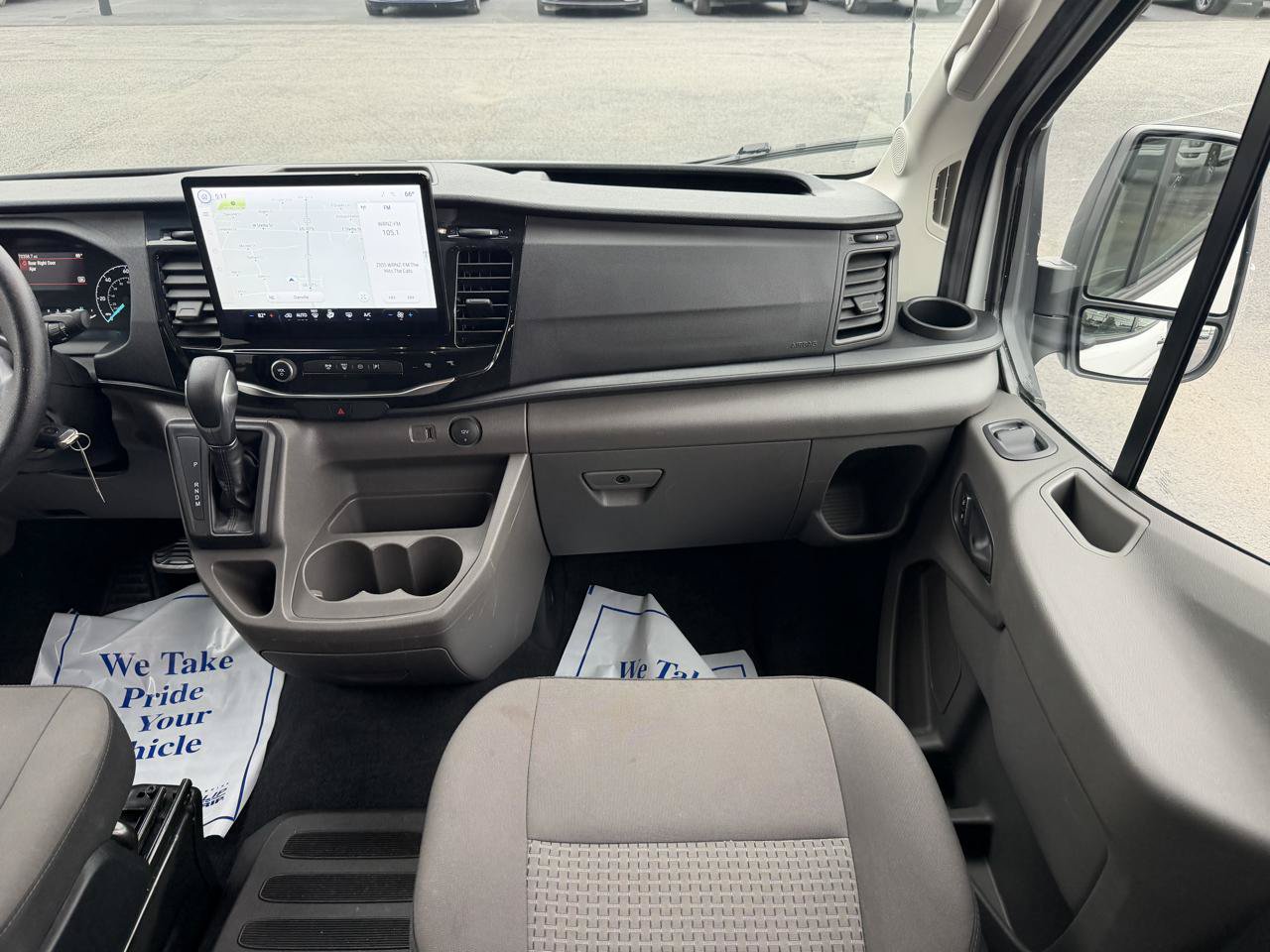 Used 2024 Ford Transit 350 XLT RWD image 28