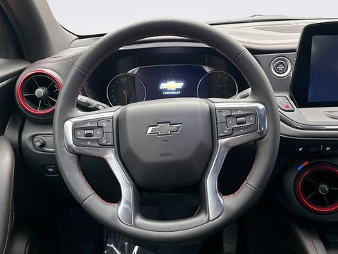 Used 2023 Chevrolet Blazer RS image 12