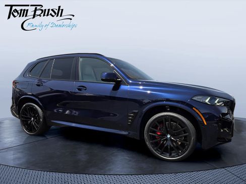 New 2026 BMW X5 sDrive40i w/ M Sport Package RWD image 1