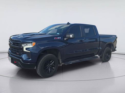 Used 2022 Chevrolet Silverado 1500 LT Trail Boss w/ Convenience Package II AWD/4WD image 1