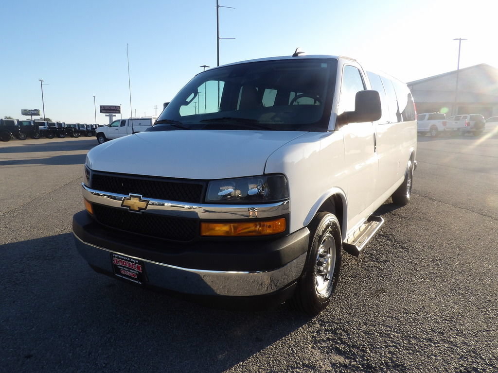 Used 2025 Chevrolet Express 3500 LT w/ LT Preferred Equipment Group RWD image 56