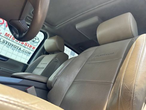 Used 2014 Nissan Armada Platinum w/ 2nd Row Captain Seat Package RWD image 11