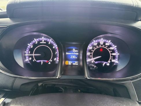 Used 2018 Toyota Avalon XLE FWD image 13