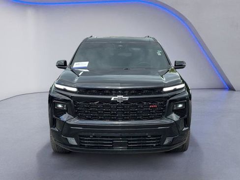 Used 2024 Chevrolet Traverse RS w/ LPO, Floor Liner Package AWD/4WD image 9