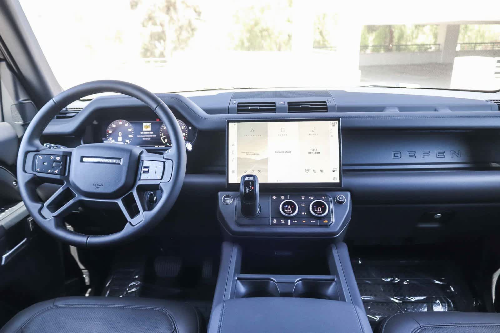 New 2026 Land Rover Defender 110 S AWD/4WD image 11