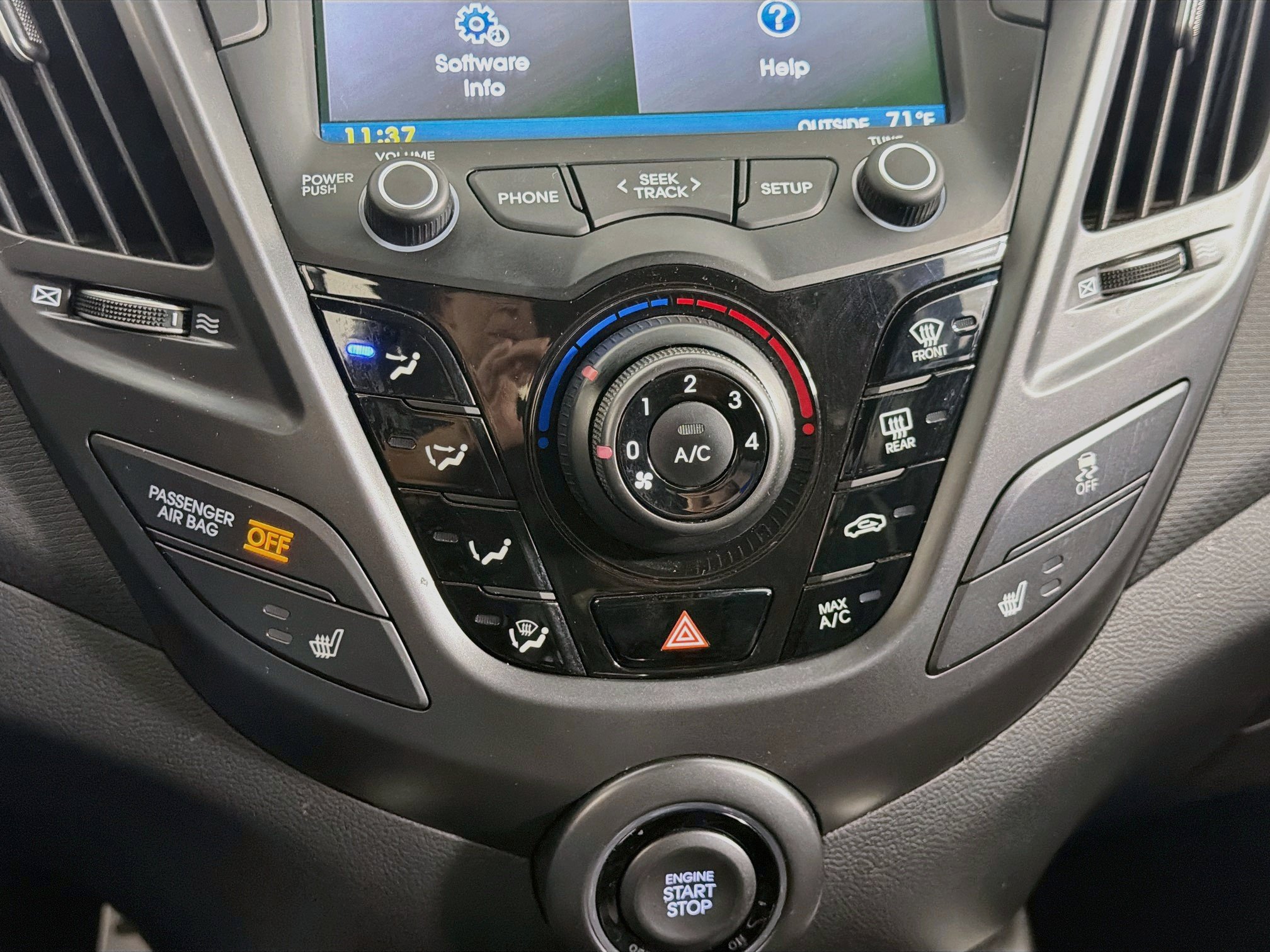Used 2014 Hyundai Veloster Turbo FWD image 22