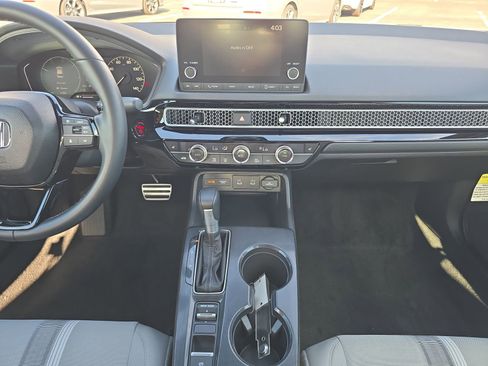 Certified 2025 Honda Civic Sport image 11