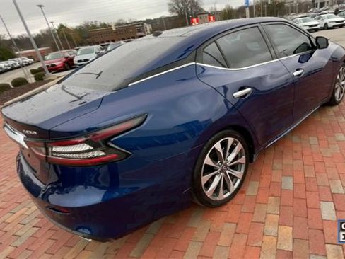 Used 2023 Nissan Maxima Platinum w/ Sport Mat Group image 9