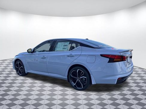 New 2026 Nissan Altima 2.5 SR FWD image 5