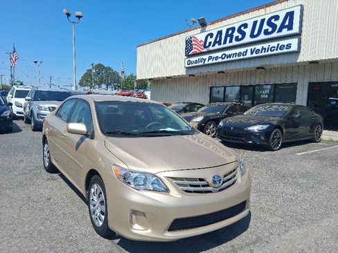 Used 2013 Toyota Corolla LE image 38