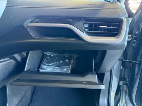 Used 2024 GMC Terrain AT4 image 29