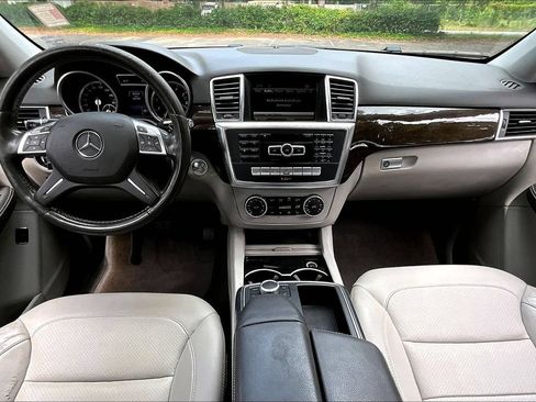 Used 2014 Mercedes-Benz ML 350 2WD image 7