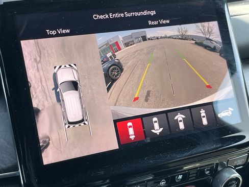 Used 2023 Jeep Grand Cherokee Overland w/ Advanced Protech Group III image 35