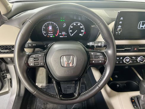 Used 2023 Honda HR-V EX-L image 11
