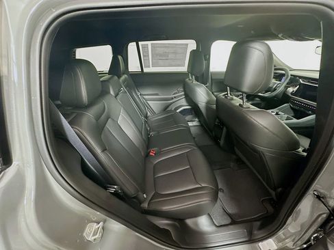 New 2026 Jeep Cherokee Limited AWD/4WD image 28