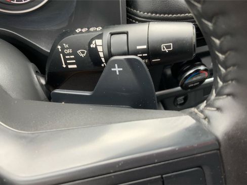 Used 2025 Nissan Rogue SV AWD/4WD image 35