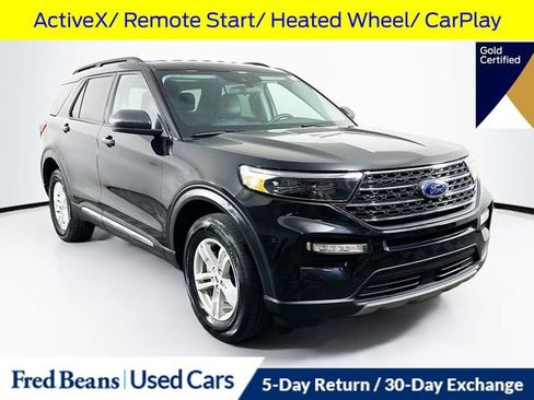 Certified 2024 Ford Explorer XLT w/ Equipment Group 202A AWD/4WD image 1