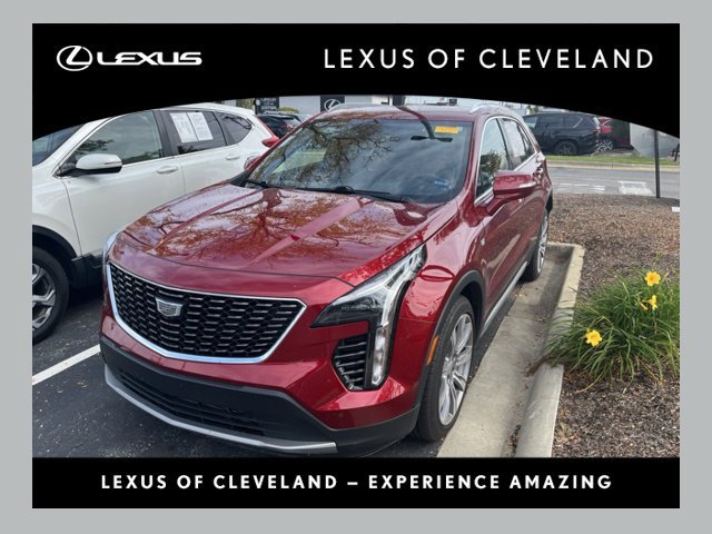 Used 2021 Cadillac XT4 Premium Luxury AWD/4WD image 1