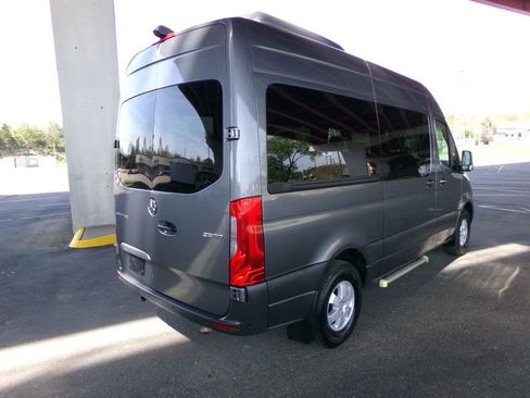 Used 2019 Mercedes-Benz Sprinter 2500 image 8