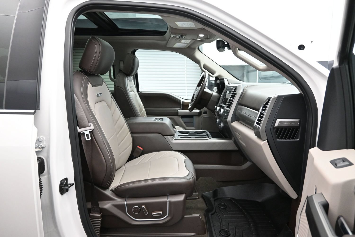 Used 2018 Ford F450 Limited AWD/4WD image 13