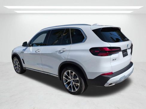 New 2026 BMW X5 sDrive40i w/ Premium Package RWD image 6